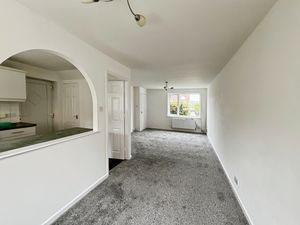 Diner/Lounge- click for photo gallery